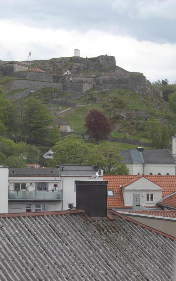 O Brian Gjestehus Halden Bagian luar foto